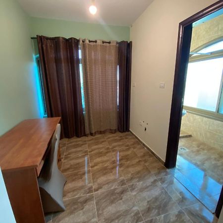 Jericho Waleed'S Hostel Ngoại thất bức ảnh